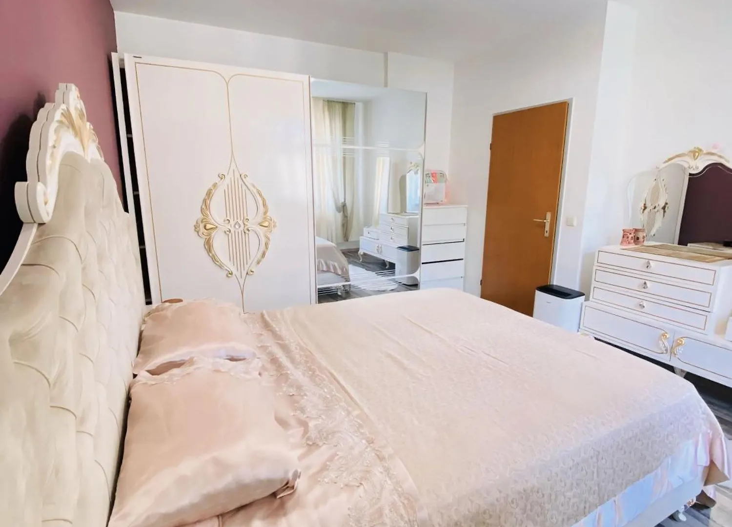 Tyrol Golden Apartment Alps Mountain View& Free Underground Parking Innsbruck 0*,  Austria